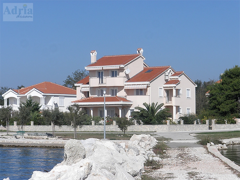 Adria-dream_Kroatien_Privlaka_Villa Lorena