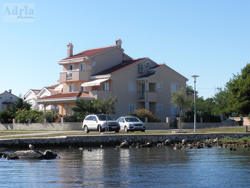 Adria-dream_Kroatien_Privlaka_Villa Lorena
