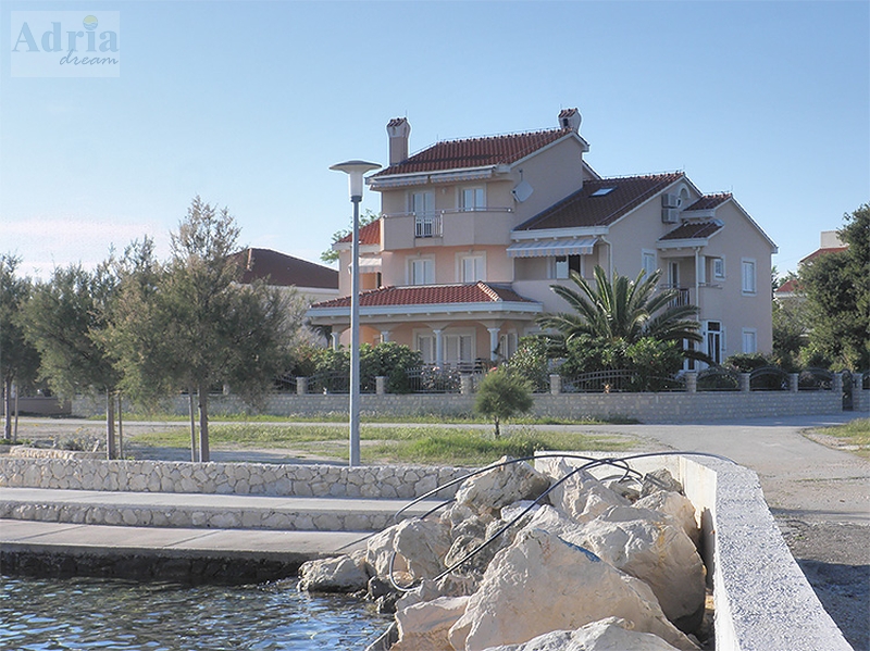 Adria-dream_Kroatien_Privlaka_Villa Lorena