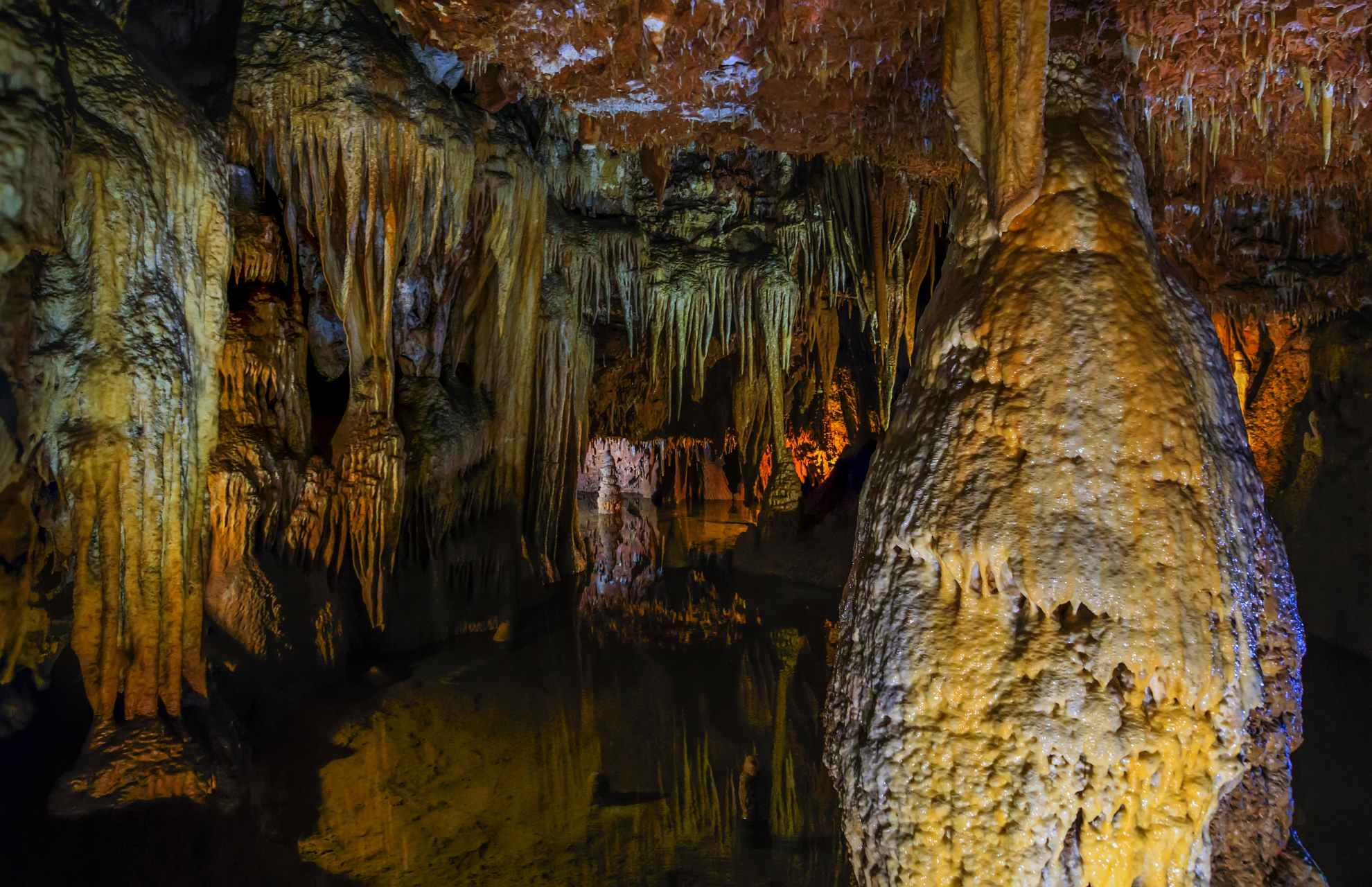 Grotte Baredine | Tropfsteinhöhle in der Nähe von Poreč mit dem seltenen Grottenolm [Foto von Bernhard Wintersperger]